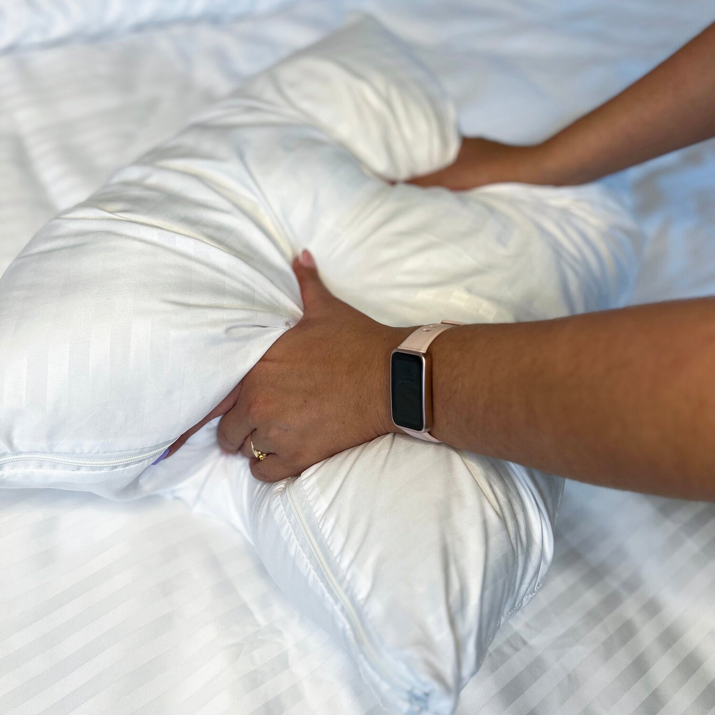 PAGUE 3 LLEVE 4❗ Almohada de Algodón Siliconado con Cremallera 50×70 cm