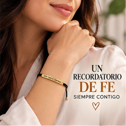 Pulsera Dios Tiene el Control 🙏 Ajustable | Accesorio de Fe